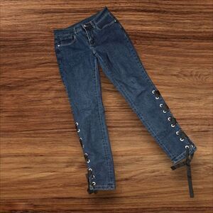 Venus Denim Lace Up Jeg Skinny Jeans